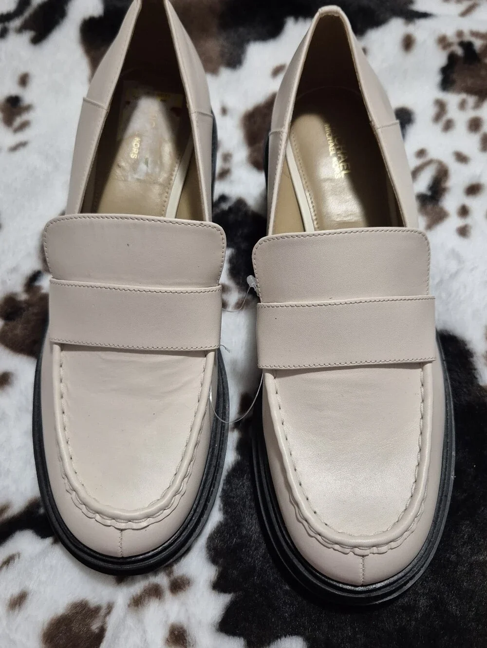 Michael Kors Beige Platform Rocco Loafers..Size:10M